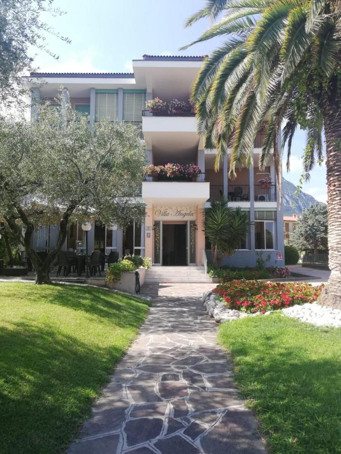 Albergo Villa Angela Тосколано Мадерно Екстериор снимка